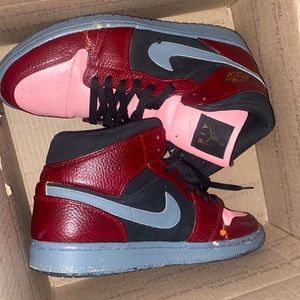 Jordan’s Size 10 Maroon, pink, grey soles.